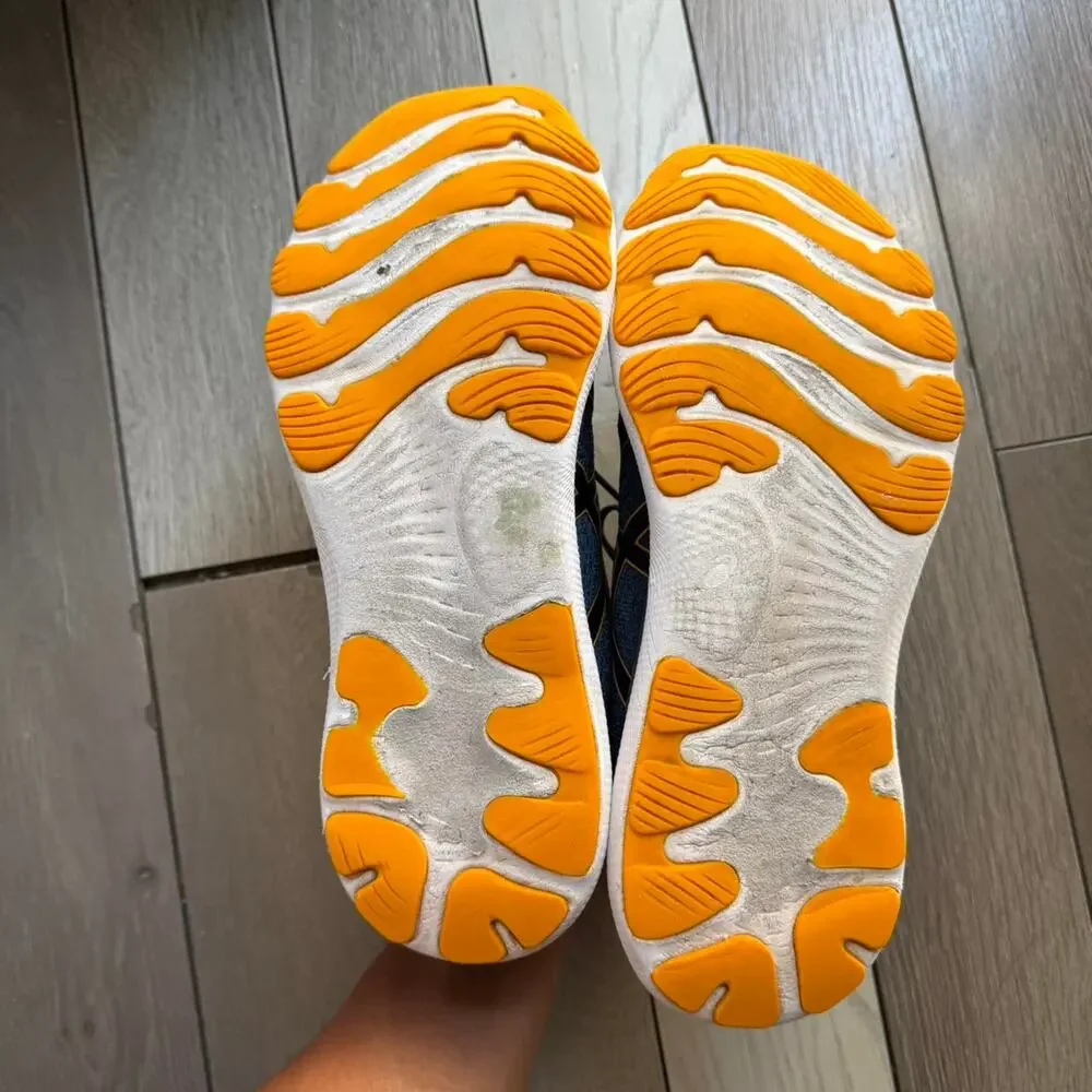 Asics gel nimbus 24 running shoes